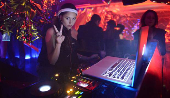 Eliza Doolittle DJing at Boujis